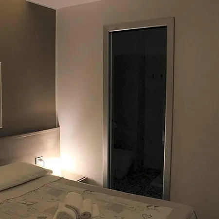 Alojamento de Acomodação e Pequeno-almoço Solosonno Lecco