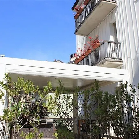 住宿加早餐酒店 梭罗索诺住宿加早餐旅馆 莱科