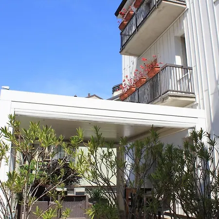 住宿加早餐酒店 梭罗索诺住宿加早餐旅馆 3*